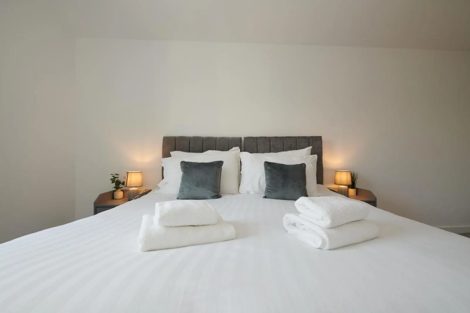 York Minster Icona 239 - Free Parking And Gym! Apartment 0*,  United Kingdom